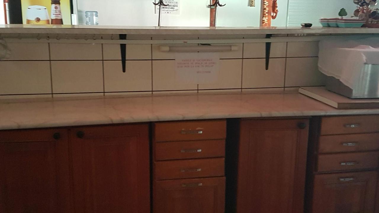 Casa Ellamy Hotel Două Mai Buitenkant foto