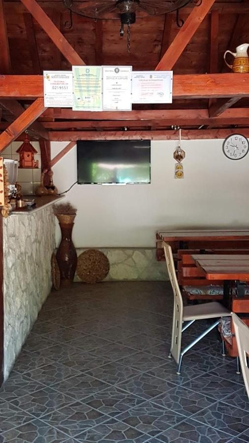 Casa Ellamy Hotel Două Mai Buitenkant foto