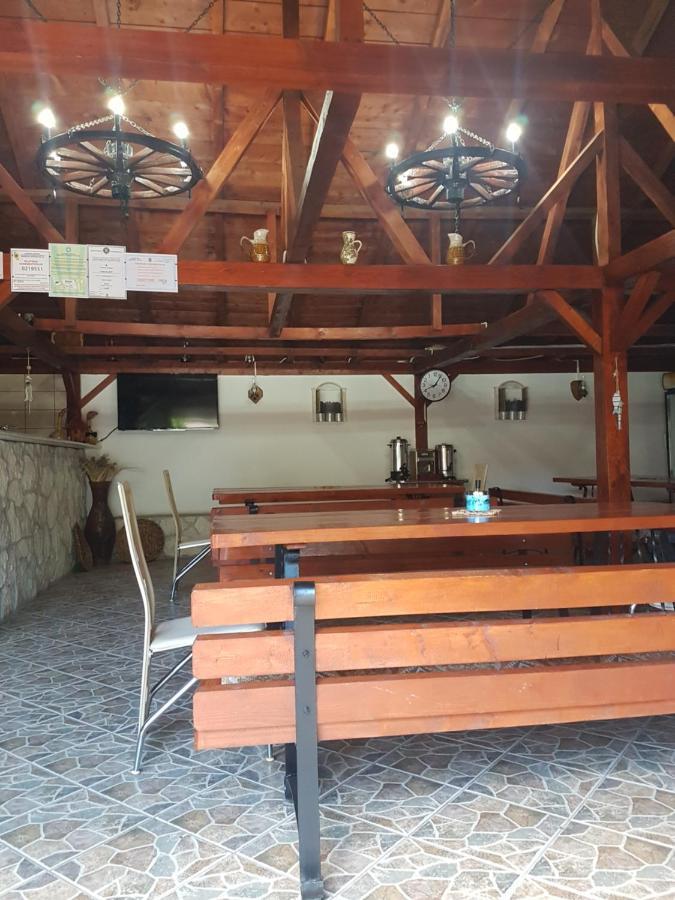 Casa Ellamy Hotel Două Mai Buitenkant foto