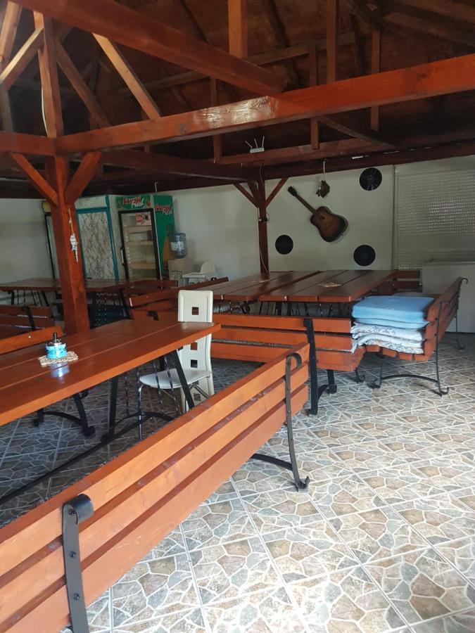Casa Ellamy Hotel Două Mai Buitenkant foto