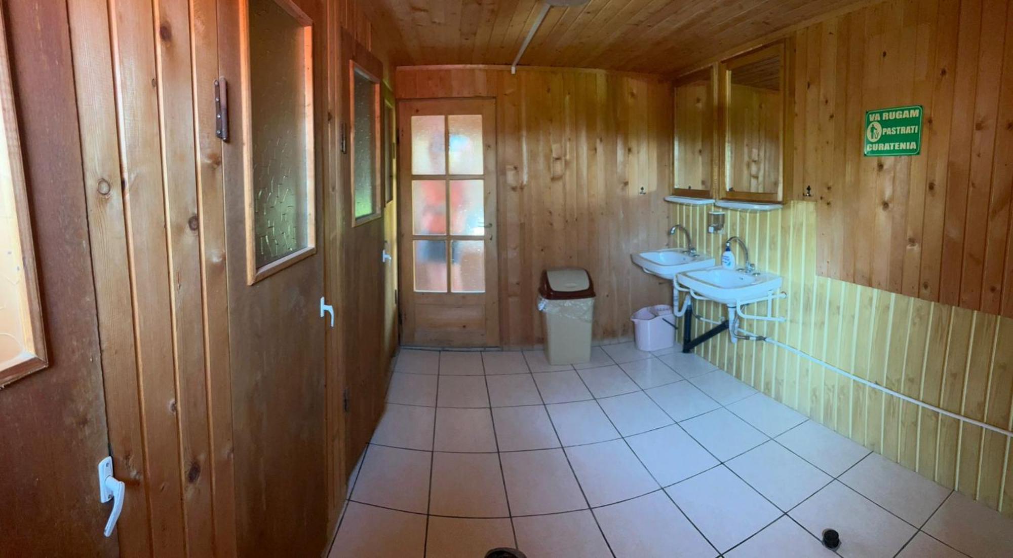 Casa Ellamy Hotel Două Mai Buitenkant foto