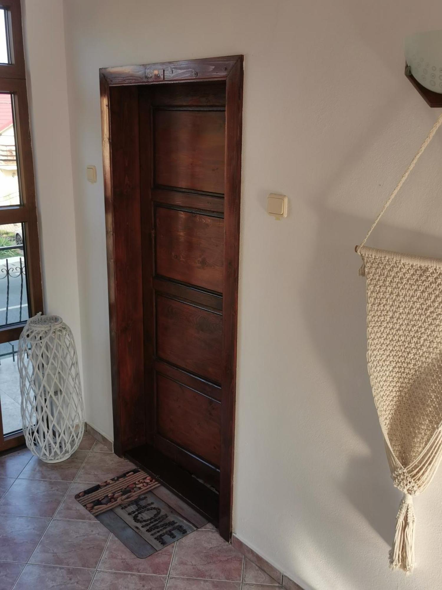 Casa Ellamy Hotel Două Mai Buitenkant foto