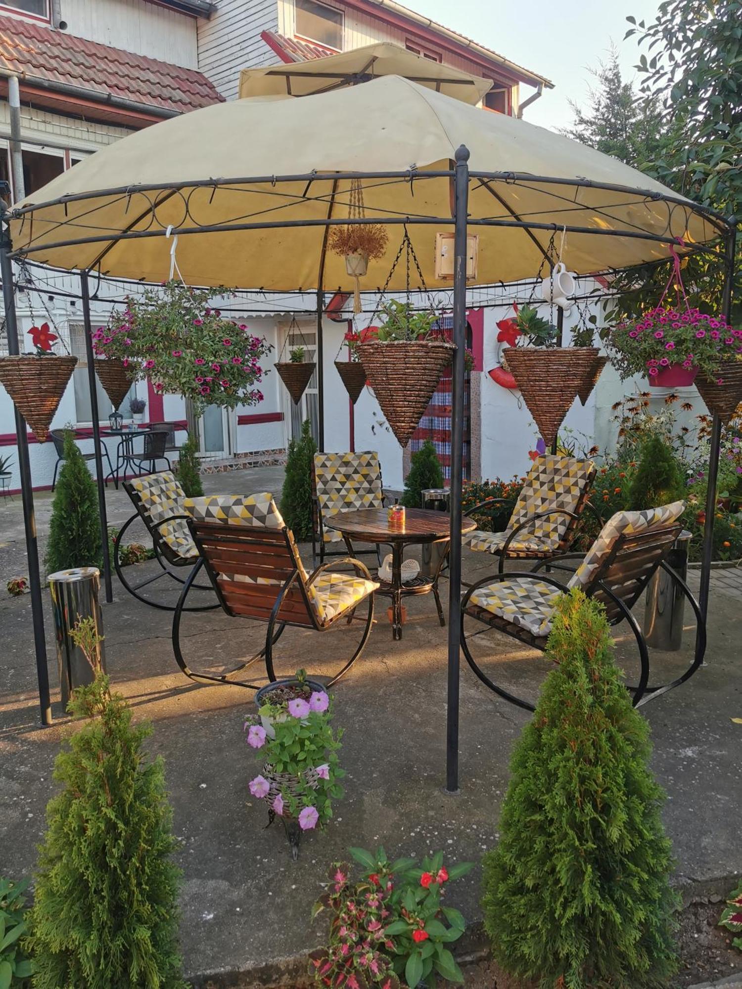 Casa Ellamy Hotel Două Mai Buitenkant foto