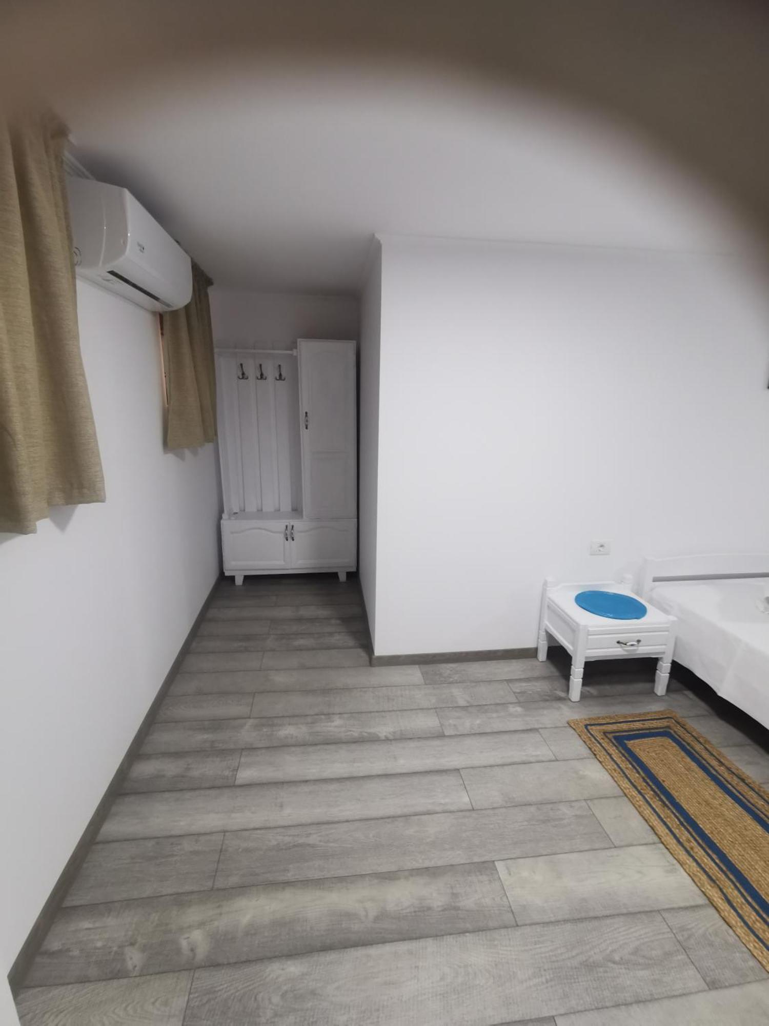 Casa Ellamy Hotel Două Mai Buitenkant foto