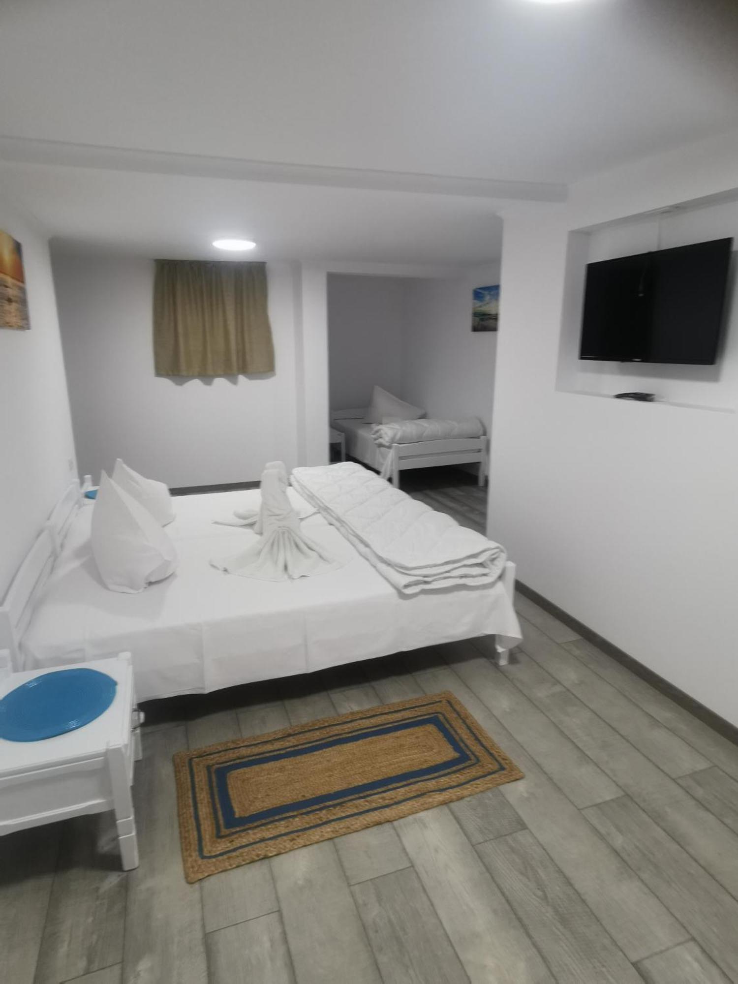 Casa Ellamy Hotel Două Mai Buitenkant foto