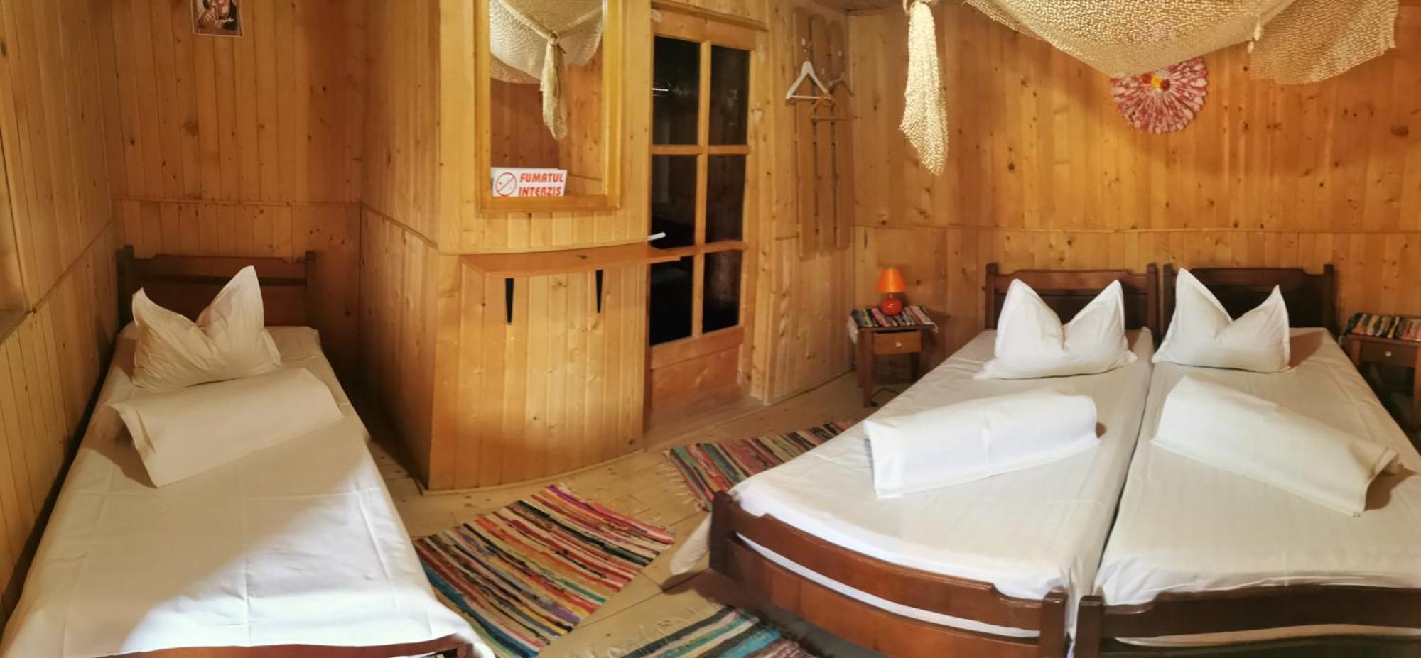 Casa Ellamy Hotel Două Mai Buitenkant foto